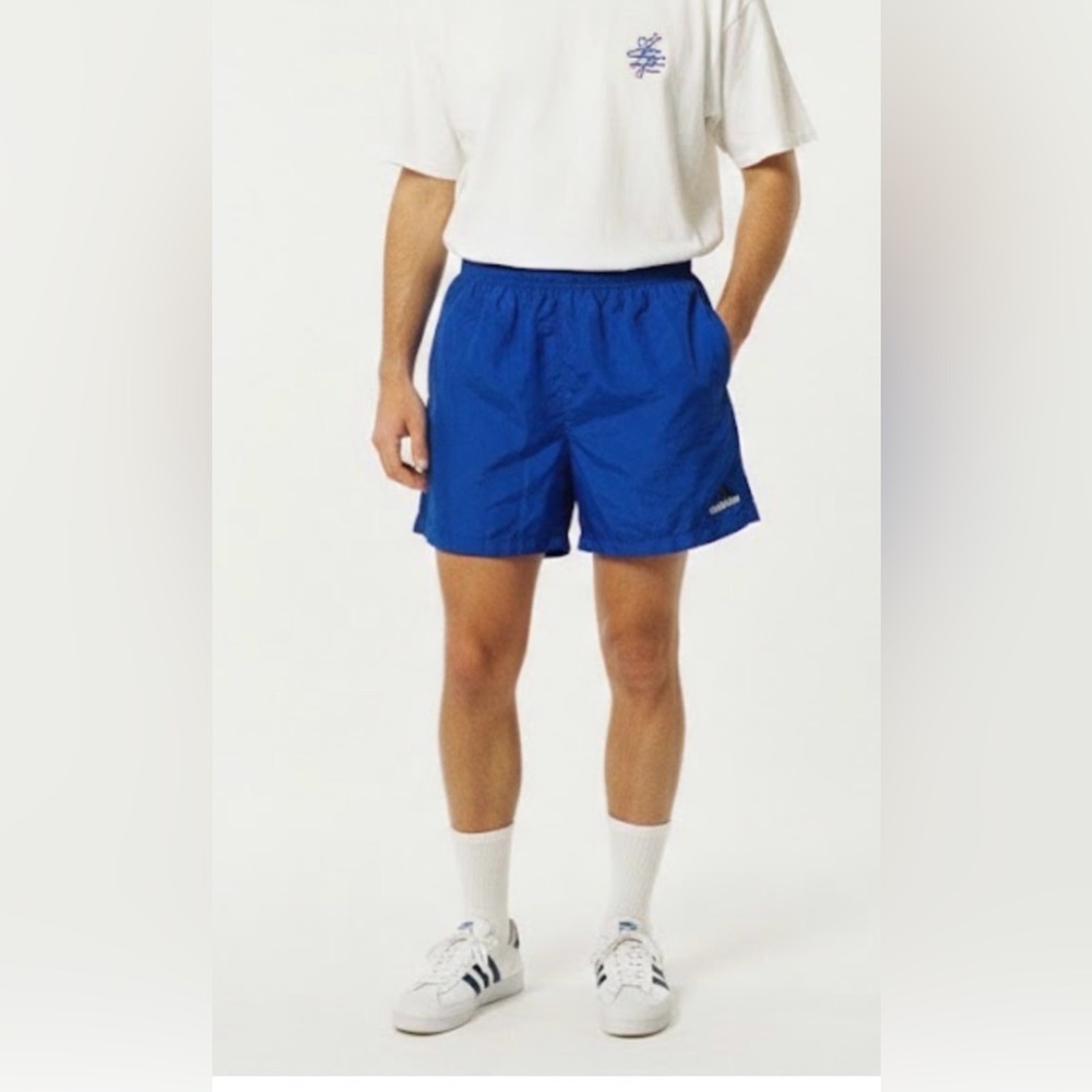RETRO /VINTAGE Adidas Vibrant Blue Athletic Shorts